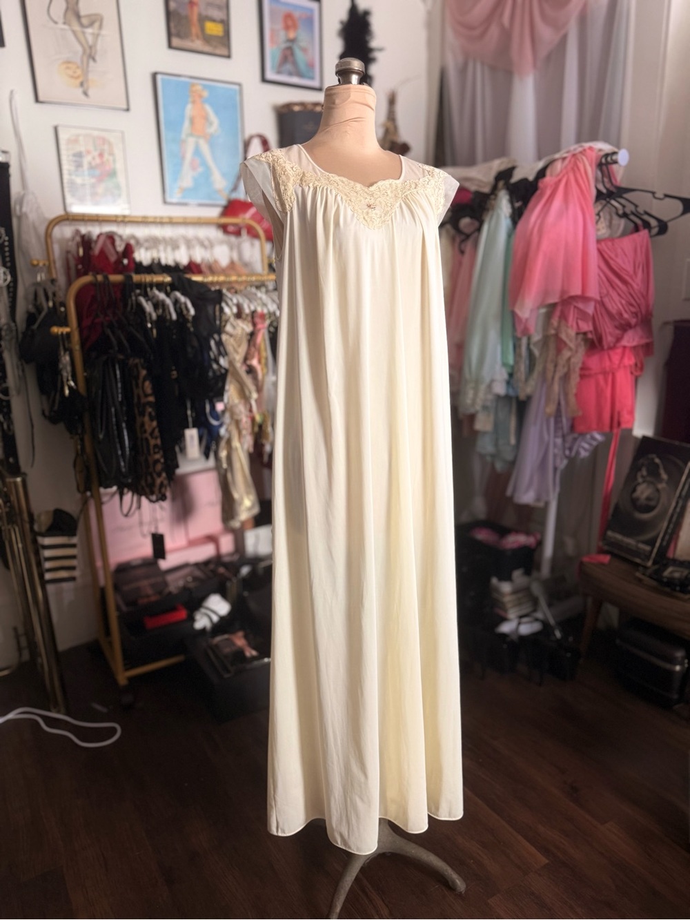 Vintage 1970’s Cream Nightgowns